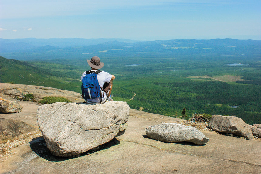 randonneur au parc national des Grands-Jardins © ébastien Lemyre / Shutterstock.com